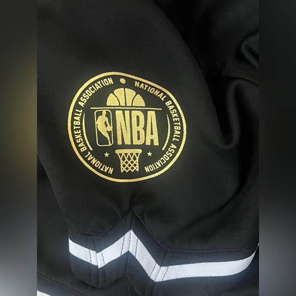 NBA Warmup Jersey Black/Gold - Picture 2 of 7